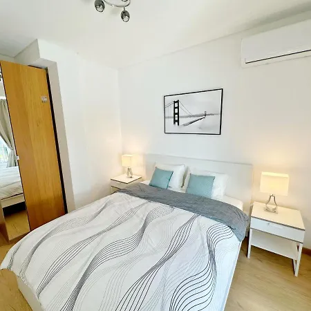 Liberty 140 Deluxe Apartment Lisbon Exterior photo